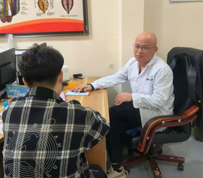 枣庄市|男科医师高朋磊：守护男性健康，专业男科诊疗